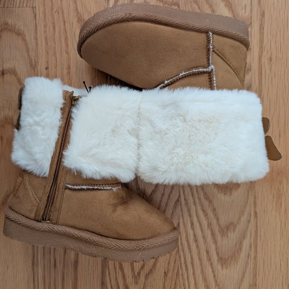 NWT bebe Toddler Sz 7 Faux Fur Boots Butterfly Accent